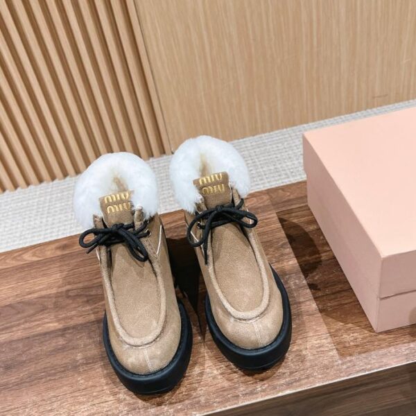 repliche,replica,perfette,siti di,affidabili,migliori siti,dove comprare,1:1,scarpe da ginnastica Scarpe Chelsea rialzanti Miu Miu in pelle scamosciata con suola spessa e stringate