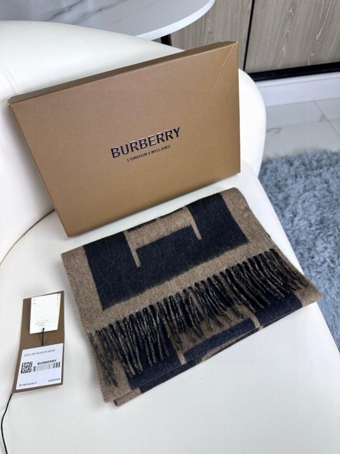 repliche,replica,perfette,siti di,affidabili,migliori siti,dove comprare,1:1,scarpe da ginnastica Sciarpa Burberry double face in cashmere repliche,replica,perfette,siti di,affidabili,migliori siti,dove comprare,1:1,scarpe da ginnastica Sciarpa Burberry double face in cashmere