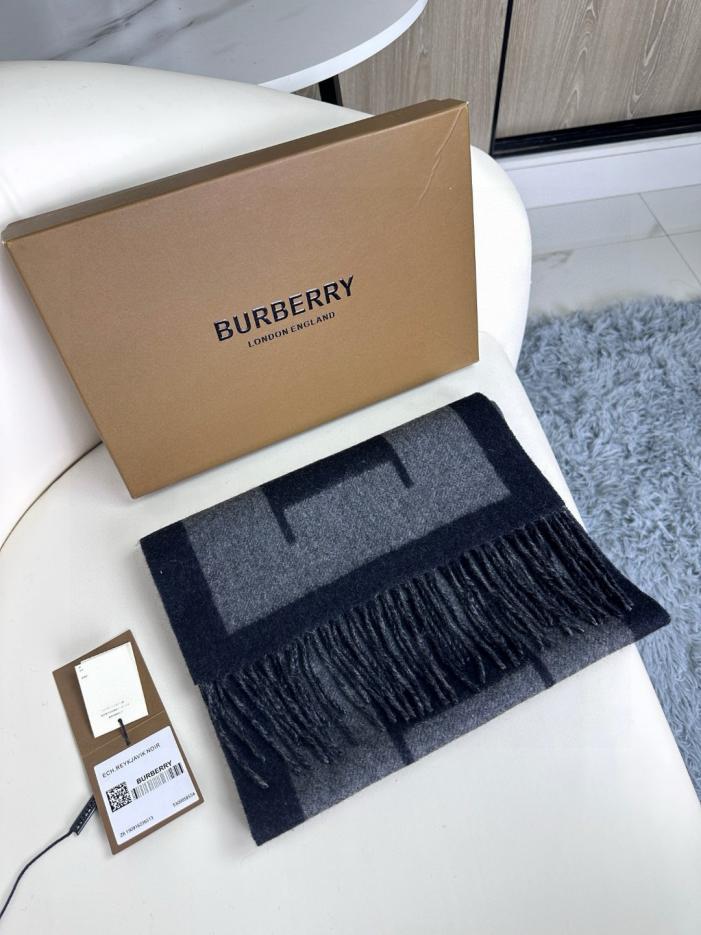 repliche,replica,perfette,siti di,affidabili,migliori siti,dove comprare,1:1,scarpe da ginnastica Sciarpa Burberry double face in cashmere repliche,replica,perfette,siti di,affidabili,migliori siti,dove comprare,1:1,scarpe da ginnastica Sciarpa Burberry double face in cashmere