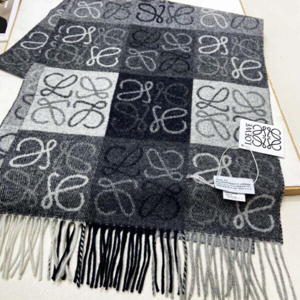 Sciarpa lunga double face Loewe LW a scacchiera