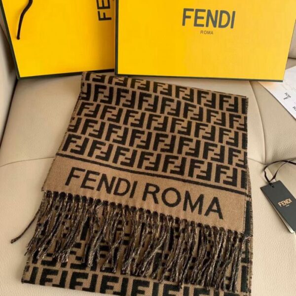 repliche,replica,perfette,siti di,affidabili,migliori siti,dove comprare,1:1,scarpe da ginnastica Sciarpa Fendi con lettera FF presbite
