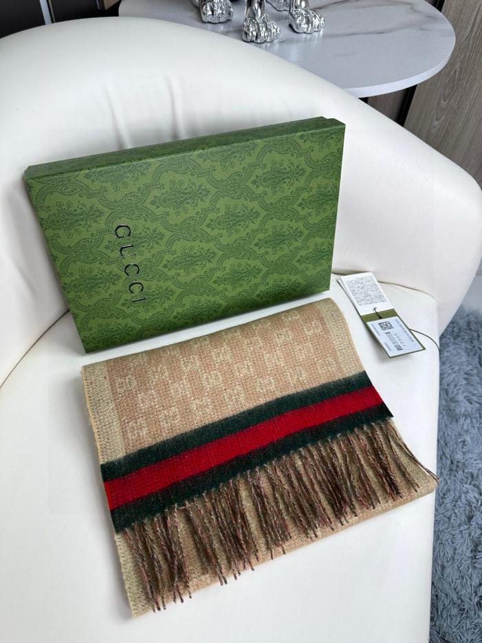 repliche,replica,perfette,siti di,affidabili,migliori siti,dove comprare,1:1,scarpe da ginnastica Sciarpa con lettera GG di Gucci repliche,replica,perfette,siti di,affidabili,migliori siti,dove comprare,1:1,scarpe da ginnastica Sciarpa con lettera GG di Gucci