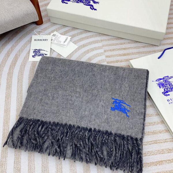 BURBERRY sciarpa lunga unisex in cashmere