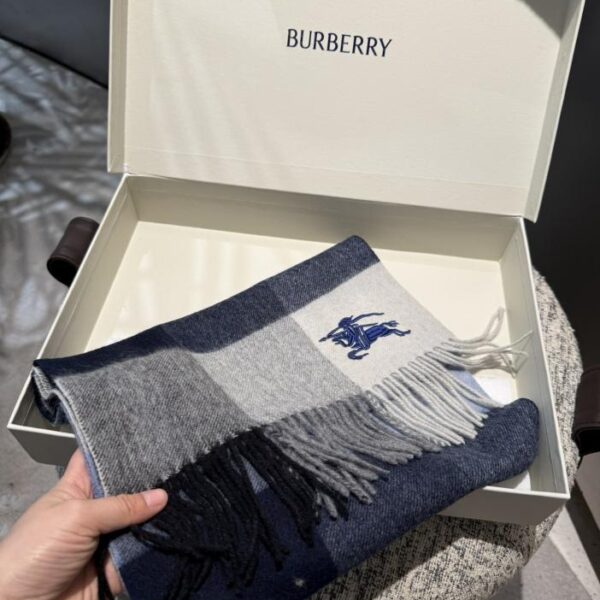 Sciarpe da uomo e da donna Burberry