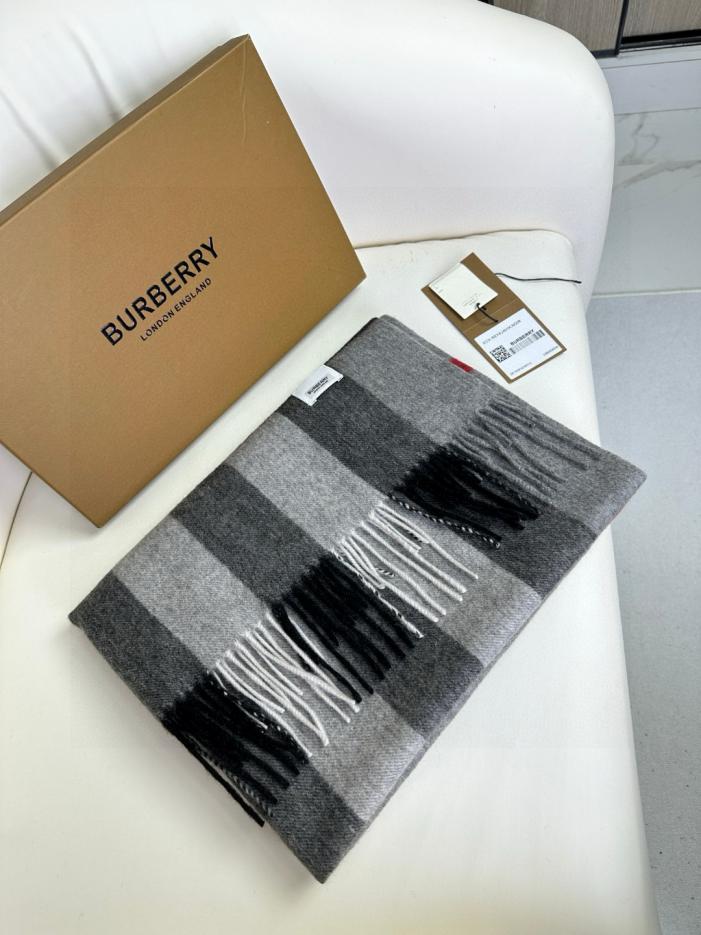 repliche,replica,perfette,siti di,affidabili,migliori siti,dove comprare,1:1,scarpe da ginnastica Scialle scozzese grande classico di Burberry repliche,replica,perfette,siti di,affidabili,migliori siti,dove comprare,1:1,scarpe da ginnastica Scialle scozzese grande classico di Burberry