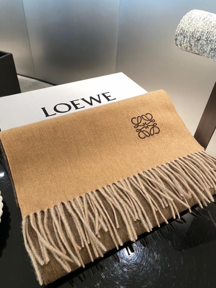 repliche,replica,perfette,siti di,affidabili,migliori siti,dove comprare,1:1,scarpe da ginnastica Scialle universale in cashmere double face Loewe da uomo e da donna repliche,replica,perfette,siti di,affidabili,migliori siti,dove comprare,1:1,scarpe da ginnastica Scialle universale in cashmere double face Loewe da uomo e da donna