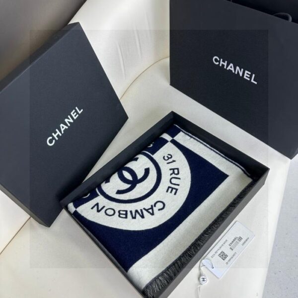 repliche,replica,perfette,siti di,affidabili,migliori siti,dove comprare,1:1,scarpe da ginnastica Sciarpa Chanel double face bicolore in tessuto jacquard lana e seta