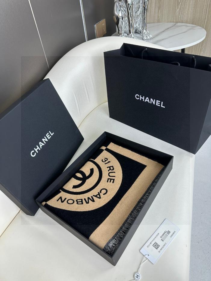 repliche,replica,perfette,siti di,affidabili,migliori siti,dove comprare,1:1,scarpe da ginnastica Sciarpa Chanel double face bicolore in tessuto jacquard lana e seta repliche,replica,perfette,siti di,affidabili,migliori siti,dove comprare,1:1,scarpe da ginnastica Sciarpa Chanel double face bicolore in tessuto jacquard lana e seta
