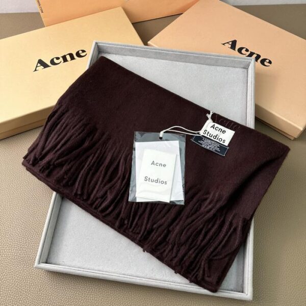 repliche,replica,perfette,siti di,affidabili,migliori siti,dove comprare,1:1,scarpe da ginnastica Versione ricamata ACNE dell’aristocratico scialle in velluto di agnello increspato d’acqua leggera