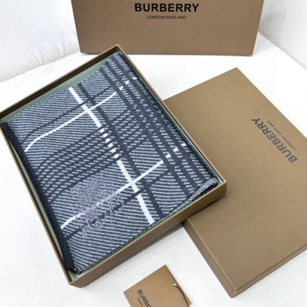 Sciarpa da uomo di fascia alta Burberry