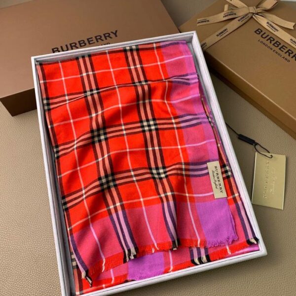 Stile unico originale Burberry