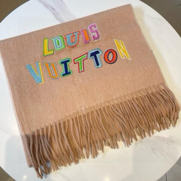 Sciarpa in edizione limitata congiunta Louis Vuitton x NBA