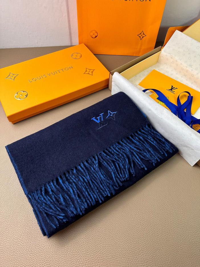 repliche,replica,perfette,siti di,affidabili,migliori siti,dove comprare,1:1,scarpe da ginnastica Sciarpa in cashmere ricamata Louis Vuitton repliche,replica,perfette,siti di,affidabili,migliori siti,dove comprare,1:1,scarpe da ginnastica Sciarpa in cashmere ricamata Louis Vuitton