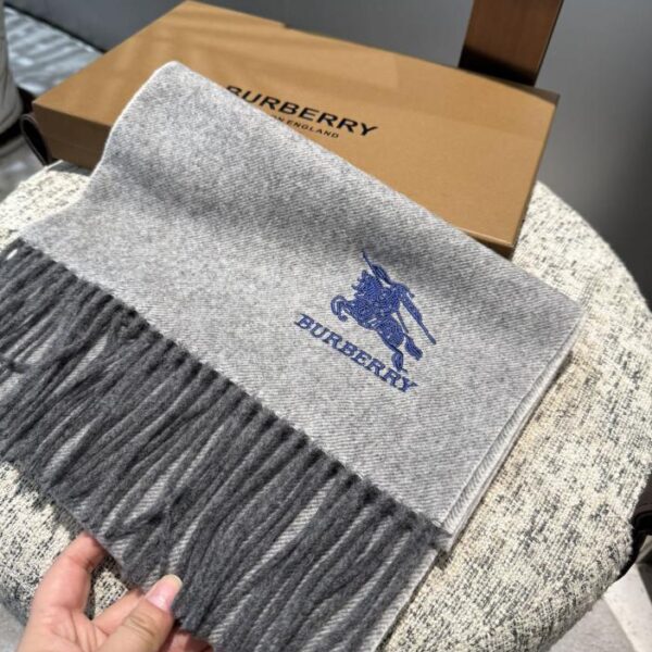 Sciarpe da uomo e da donna Burberry