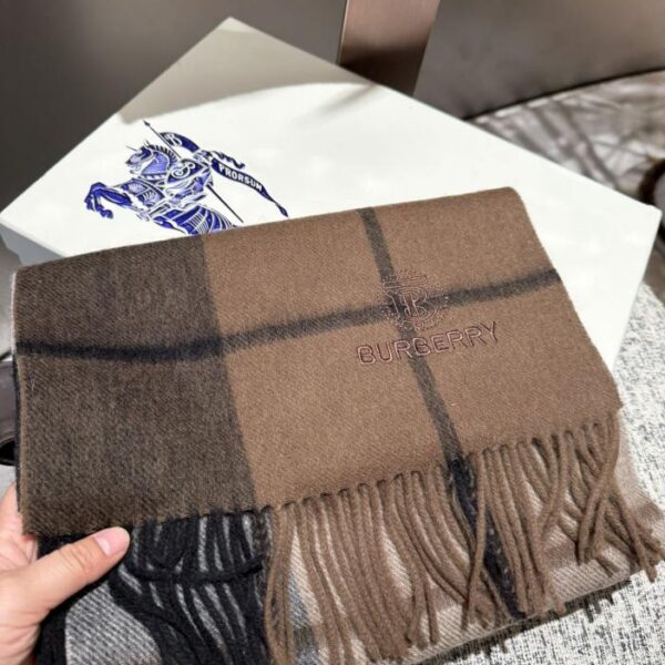 Sciarpe da uomo e da donna Burberry