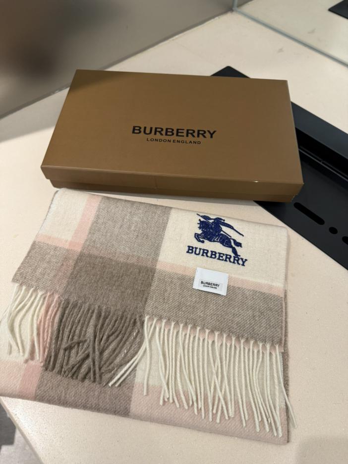 repliche,replica,perfette,siti di,affidabili,migliori siti,dove comprare,1:1,scarpe da ginnastica Sciarpe da uomo e da donna Burberry repliche,replica,perfette,siti di,affidabili,migliori siti,dove comprare,1:1,scarpe da ginnastica Sciarpe da uomo e da donna Burberry