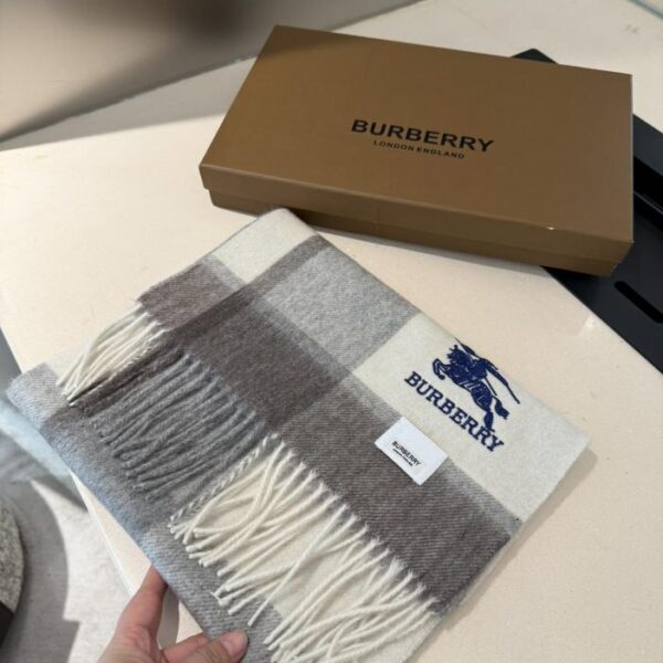 Sciarpe da uomo e da donna Burberry