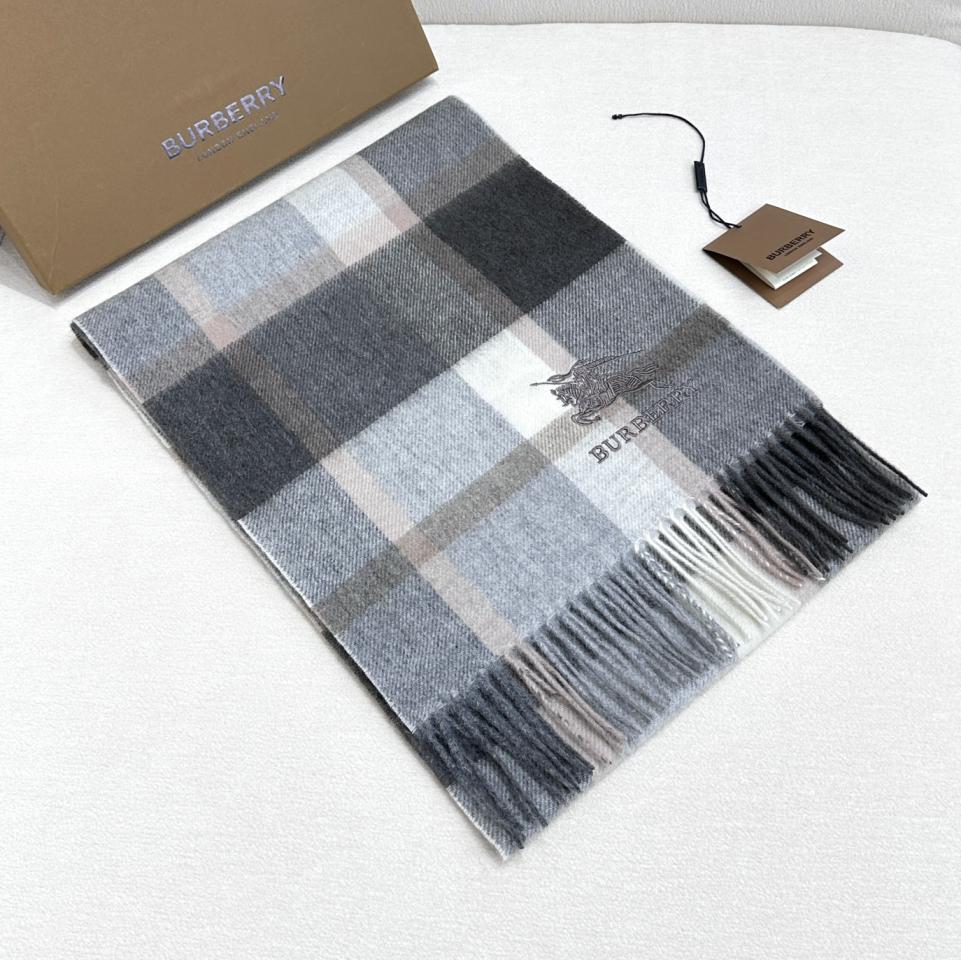 repliche,replica,perfette,siti di,affidabili,migliori siti,dove comprare,1:1,scarpe da ginnastica Le nuove sciarpe da uomo e da donna di fascia alta di Burberry repliche,replica,perfette,siti di,affidabili,migliori siti,dove comprare,1:1,scarpe da ginnastica Le nuove sciarpe da uomo e da donna di fascia alta di Burberry