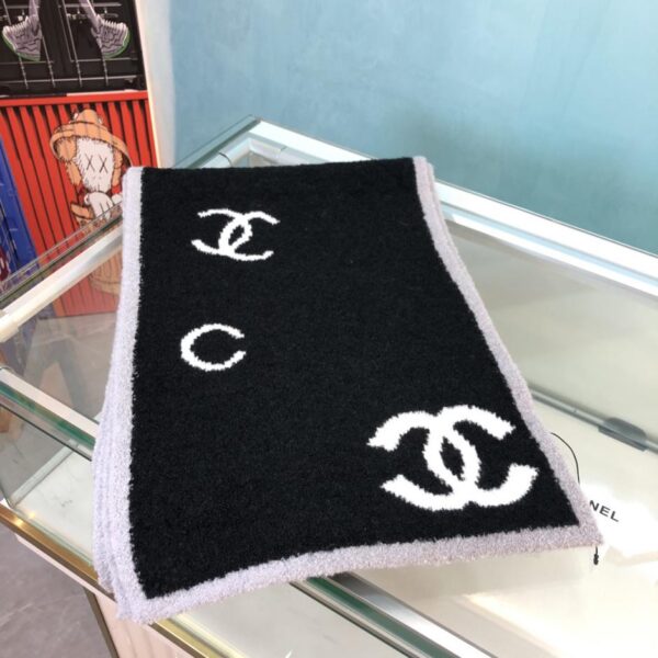 Sciarpa Chanel in lana cashmere