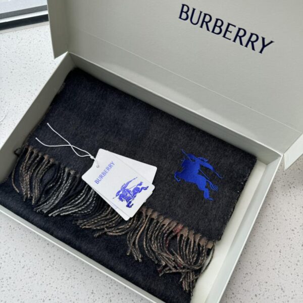Sito ufficiale Burberry ultime 100 migliori sciarpe in cashmere double face