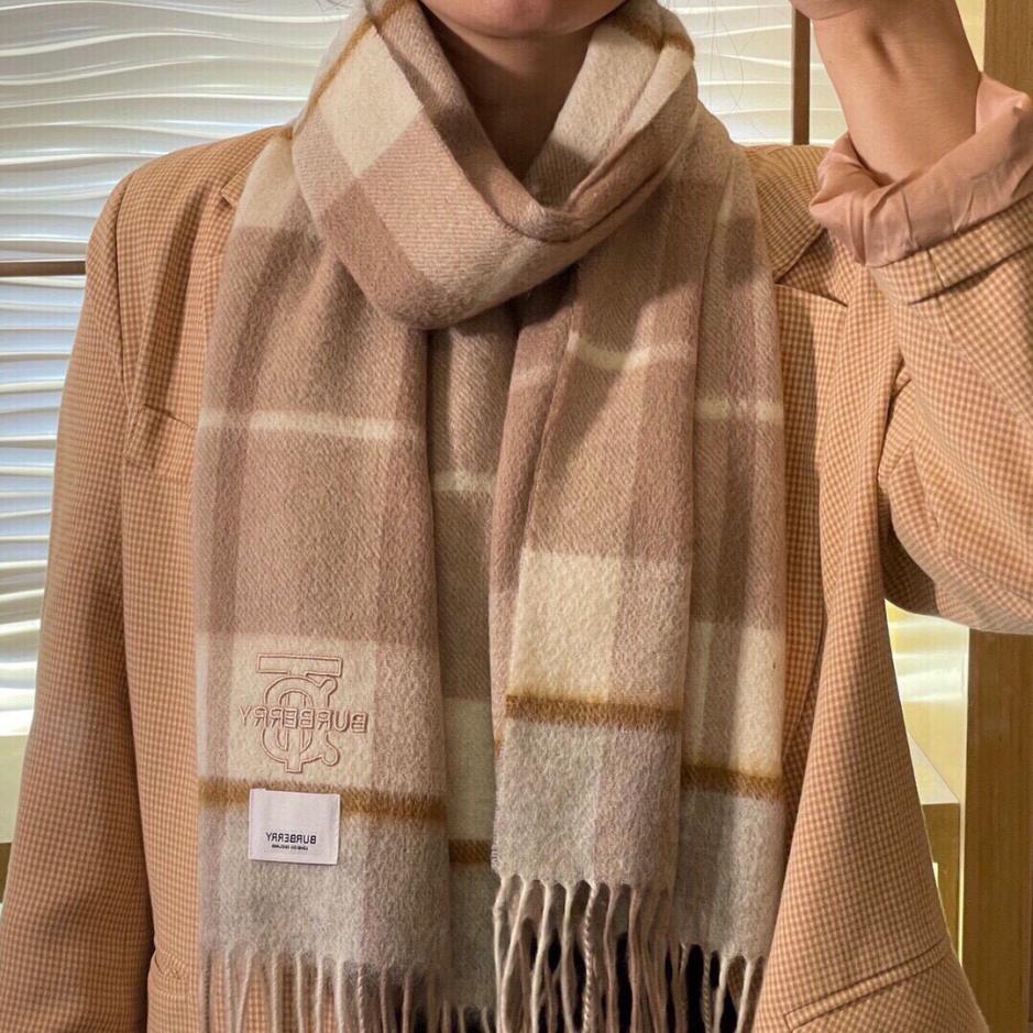 repliche,replica,perfette,siti di,affidabili,migliori siti,dove comprare,1:1,scarpe da ginnastica Sciarpe Burberry per uomo e donna repliche,replica,perfette,siti di,affidabili,migliori siti,dove comprare,1:1,scarpe da ginnastica Sciarpe Burberry per uomo e donna