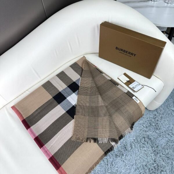 Scialle reversibile pied de poule 100% cashmere