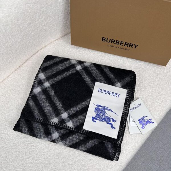 Sciarpa classica nera Burberry