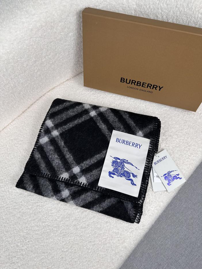 repliche,replica,perfette,siti di,affidabili,migliori siti,dove comprare,1:1,scarpe da ginnastica Sciarpa classica nera Burberry repliche,replica,perfette,siti di,affidabili,migliori siti,dove comprare,1:1,scarpe da ginnastica Sciarpa classica nera Burberry