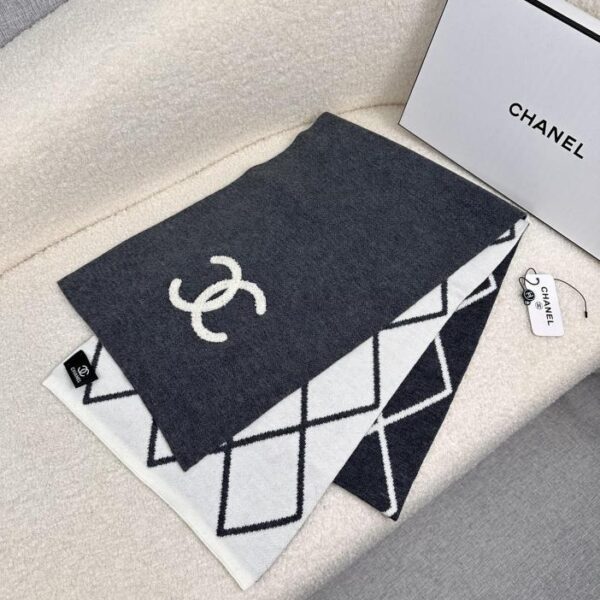 repliche,replica,perfette,siti di,affidabili,migliori siti,dove comprare,1:1,scarpe da ginnastica LOGO tridimensionale CHANEL nuova sciarpa lavorata a maglia autunno e inverno sciarpa lunga lavorata a maglia in cashmere