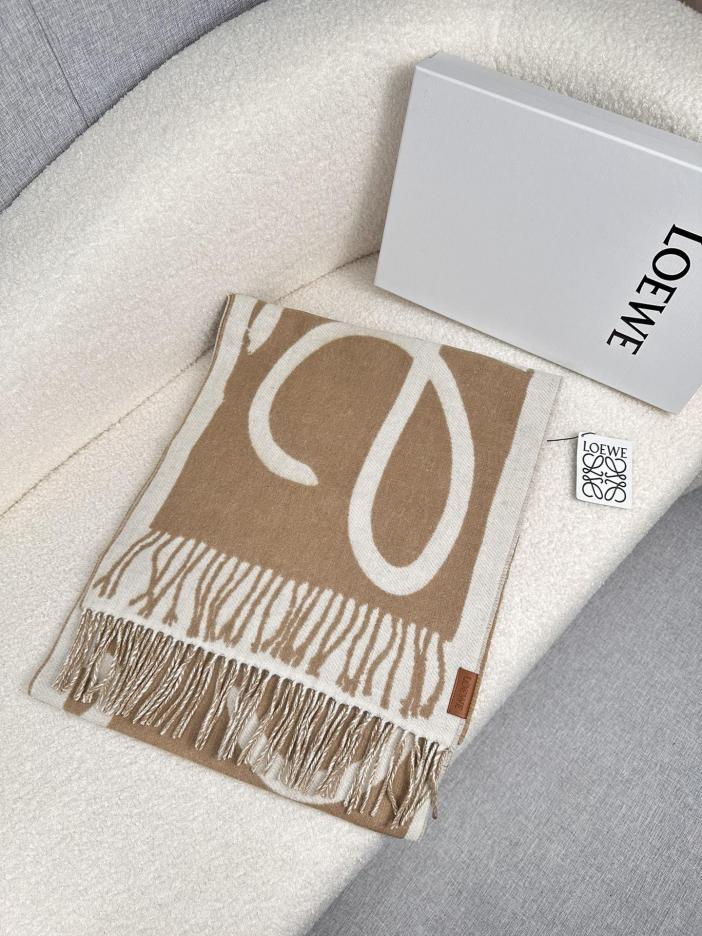 repliche,replica,perfette,siti di,affidabili,migliori siti,dove comprare,1:1,scarpe da ginnastica Il prodotto più alla moda di Loewe, la sciarpa lunga in cashmere double-face smarrita repliche,replica,perfette,siti di,affidabili,migliori siti,dove comprare,1:1,scarpe da ginnastica Il prodotto più alla moda di Loewe, la sciarpa lunga in cashmere double-face smarrita