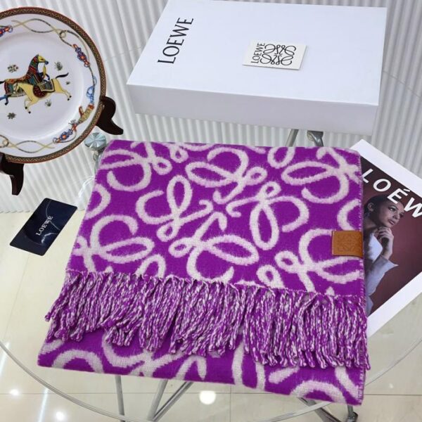 Sciarpa Loewe in lana vergine e mohair