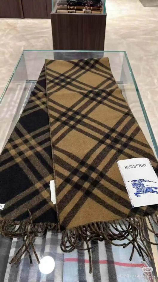 repliche,replica,perfette,siti di,affidabili,migliori siti,dove comprare,1:1,scarpe da ginnastica Sciarpa reversibile scozzese di Burberry repliche,replica,perfette,siti di,affidabili,migliori siti,dove comprare,1:1,scarpe da ginnastica Sciarpa reversibile scozzese di Burberry