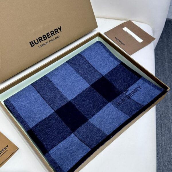 Burberry versione aggiornata morbida sciarpa di fascia alta per uomo e donna