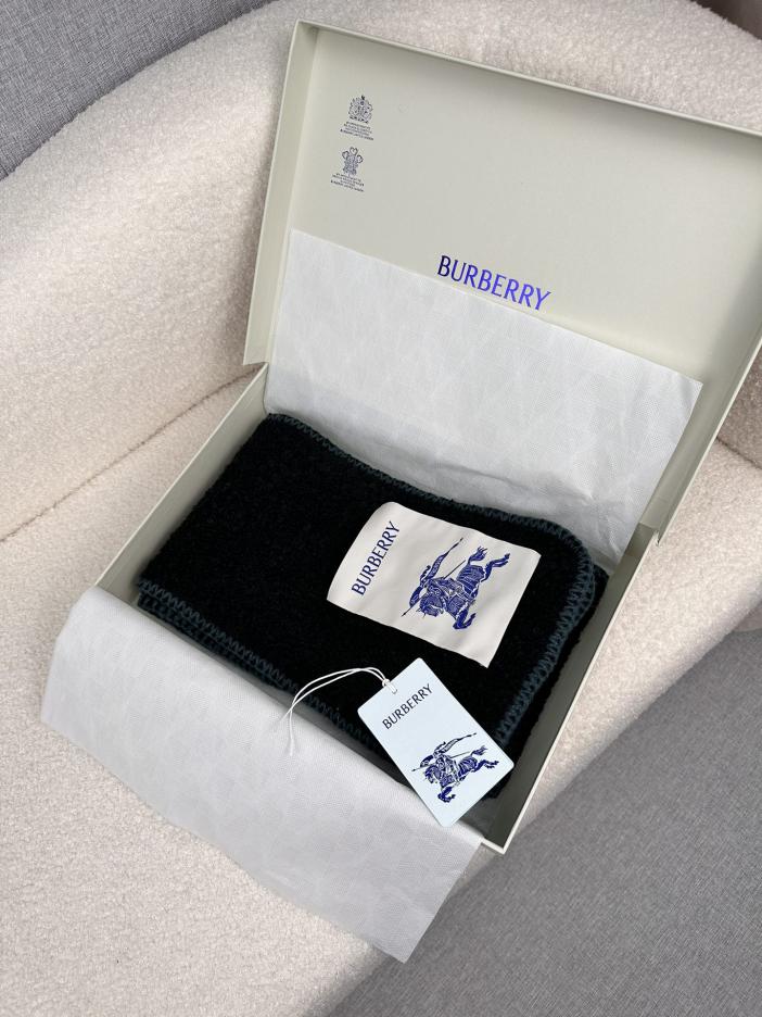 repliche,replica,perfette,siti di,affidabili,migliori siti,dove comprare,1:1,scarpe da ginnastica La nuova bellissima sciarpa floreale in mohair di Burberry repliche,replica,perfette,siti di,affidabili,migliori siti,dove comprare,1:1,scarpe da ginnastica La nuova bellissima sciarpa floreale in mohair di Burberry