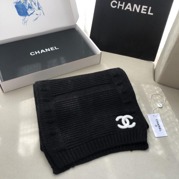 repliche,replica,perfette,siti di,affidabili,migliori siti,dove comprare,1:1,scarpe da ginnastica Chanel Sciarpa in cashmere con doppia C con logo Chanel autunno e inverno lavorato a maglia in cashmere