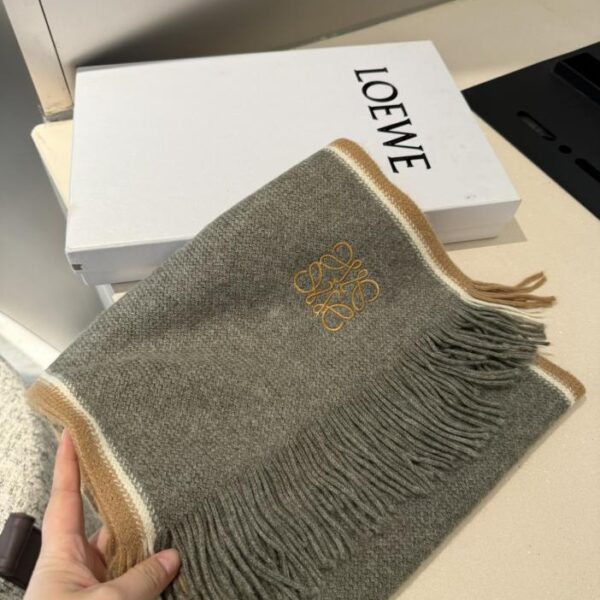 Loewe Synchronous Counter Sciarpa lavorata a maglia in cashmere di fascia alta da uomo