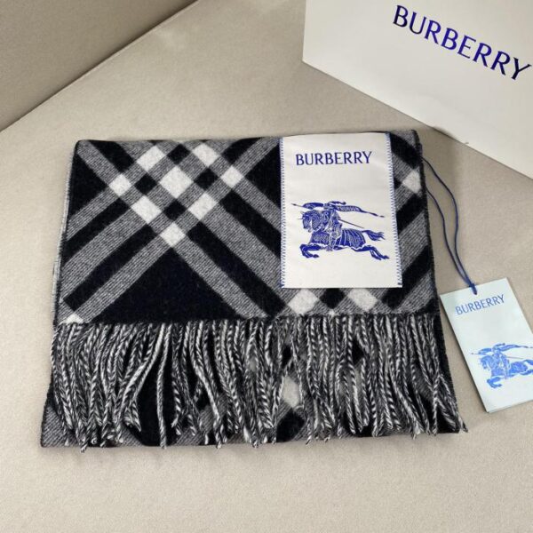 Sciarpa reversibile scozzese di Burberry
