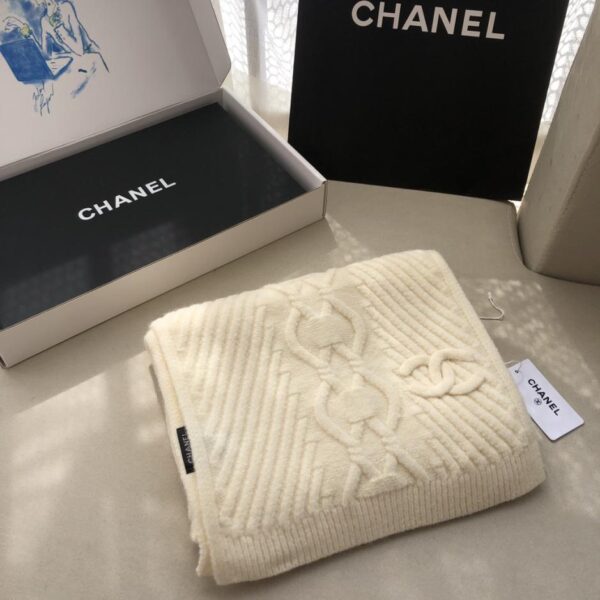 repliche,replica,perfette,siti di,affidabili,migliori siti,dove comprare,1:1,scarpe da ginnastica Sciarpa GUCCI classica in cashmere lavorata a maglia doppia C colorata