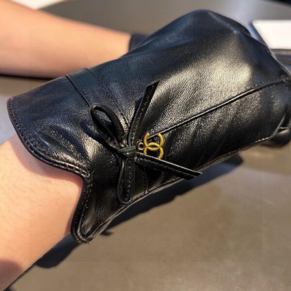 repliche,replica,perfette,siti di,affidabili,migliori siti,dove comprare,1:1,scarpe da ginnastica Guanti touch Chanel