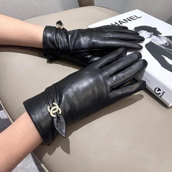 repliche,replica,perfette,siti di,affidabili,migliori siti,dove comprare,1:1,scarpe da ginnastica Guanti touch Chanel