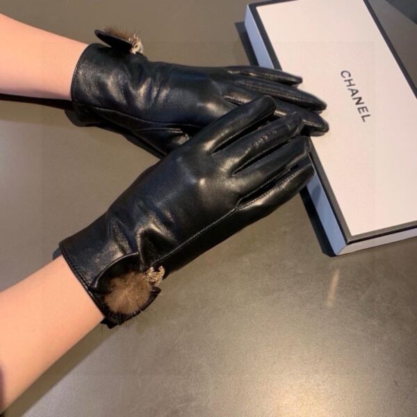 repliche,replica,perfette,siti di,affidabili,migliori siti,dove comprare,1:1,scarpe da ginnastica Guanti Chanel Touch Palla di pelliccia di volpe Diamante Doppia C