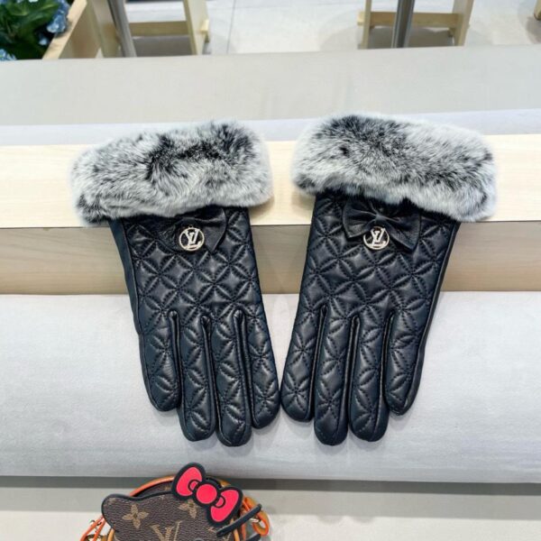 repliche,replica,perfette,siti di,affidabili,migliori siti,dove comprare,1:1,scarpe da ginnastica Louis Vuitton LV autunno e inverno pigro coniglio pelle di pecora guanti ricamati touch screen del telefono cellulare