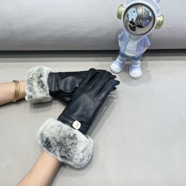 repliche,replica,perfette,siti di,affidabili,migliori siti,dove comprare,1:1,scarpe da ginnastica Louis Vuitton LV autunno e inverno pigro pelliccia di coniglio guanti di pelle di pecora touch screen del telefono cellulare