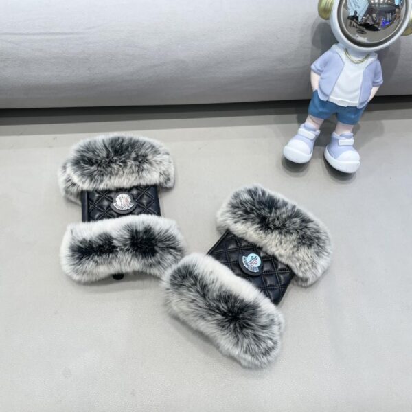 repliche,replica,perfette,siti di,affidabili,migliori siti,dove comprare,1:1,scarpe da ginnastica Moncler autunno e inverno versione corta pelo di coniglio pigro guanti di lana bocca veloce