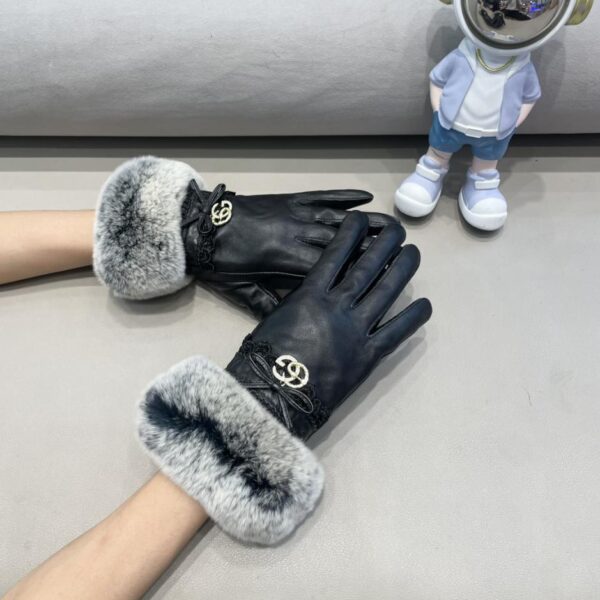 repliche,replica,perfette,siti di,affidabili,migliori siti,dove comprare,1:1,scarpe da ginnastica Guanti GUCCI autunno e inverno con tocco di pelliccia di coniglio pigro