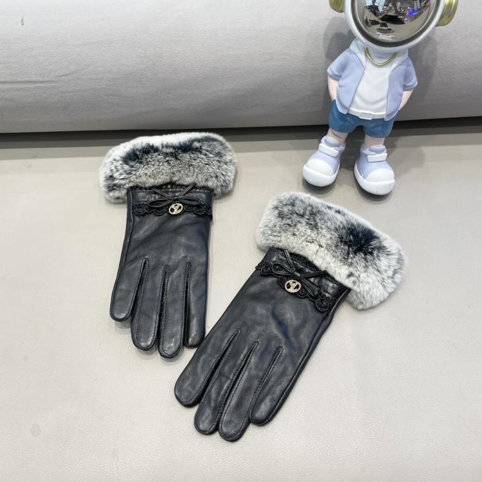 repliche,replica,perfette,siti di,affidabili,migliori siti,dove comprare,1:1,scarpe da ginnastica I nuovi guanti in pelle con risvolto in pelliccia di Louis Vuitton, guanti da moto alla moda repliche,replica,perfette,siti di,affidabili,migliori siti,dove comprare,1:1,scarpe da ginnastica I nuovi guanti in pelle con risvolto in pelliccia di Louis Vuitton, guanti da moto alla moda