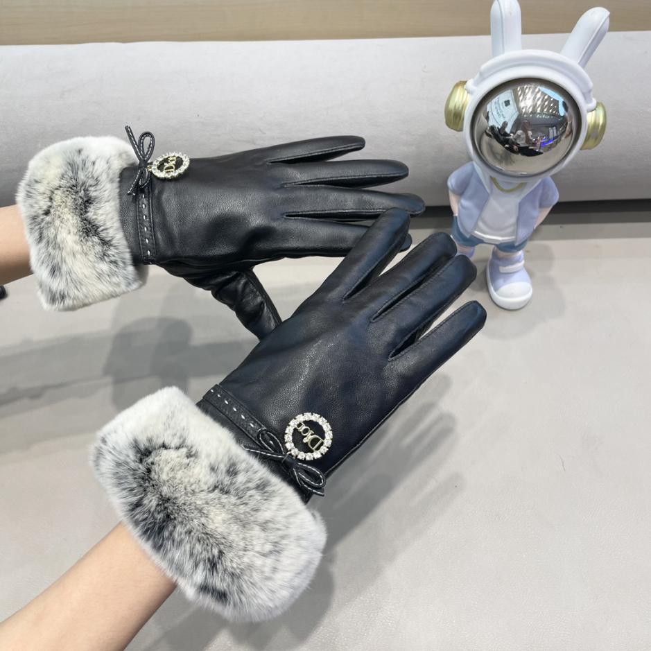 repliche,replica,perfette,siti di,affidabili,migliori siti,dove comprare,1:1,scarpe da ginnastica DIOR Nuovo autunno e inverno Guanti di pelle di pecora di coniglio pigro Touch screen per telefono cellulare repliche,replica,perfette,siti di,affidabili,migliori siti,dove comprare,1:1,scarpe da ginnastica DIOR Nuovo autunno e inverno Guanti di pelle di pecora di coniglio pigro Touch screen per telefono cellulare