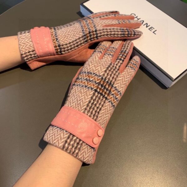 repliche,replica,perfette,siti di,affidabili,migliori siti,dove comprare,1:1,scarpe da ginnastica Guanti Chanel in lana nuova
