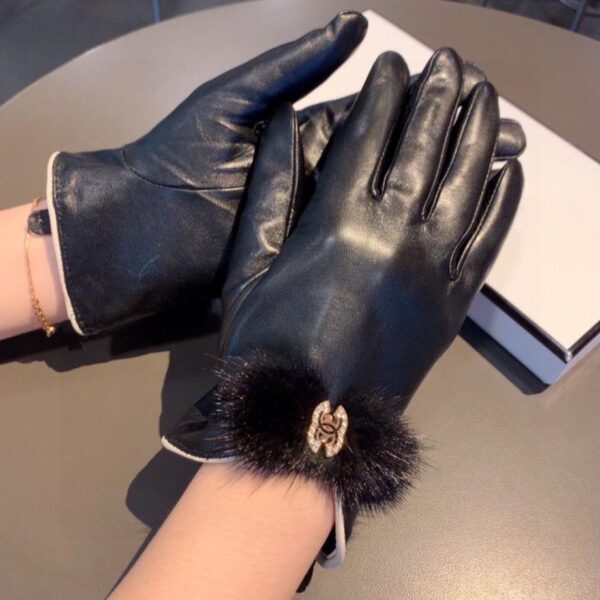 repliche,replica,perfette,siti di,affidabili,migliori siti,dove comprare,1:1,scarpe da ginnastica Chanel autunno e inverno guanti in pelle di pecora con fiocco in pelliccia di visone e touch screen per cellulare