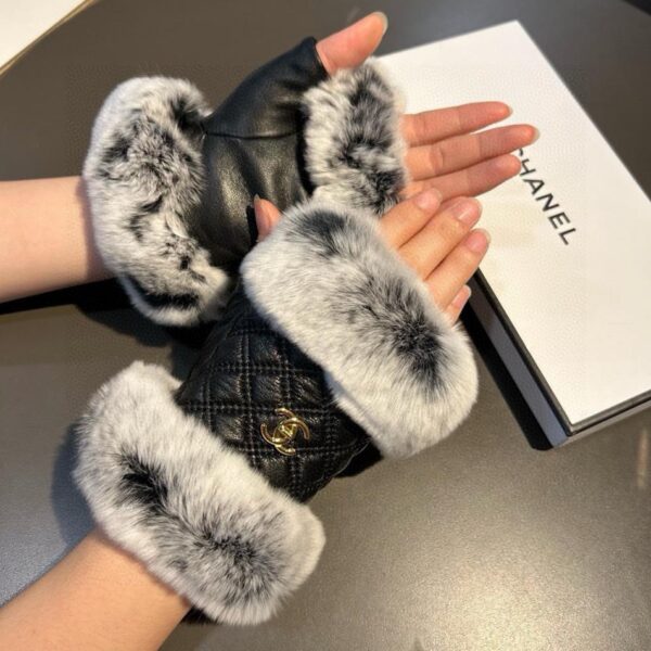 repliche,replica,perfette,siti di,affidabili,migliori siti,dove comprare,1:1,scarpe da ginnastica Guanti Chanel in pelliccia di coniglio pigro versione corta autunno e inverno